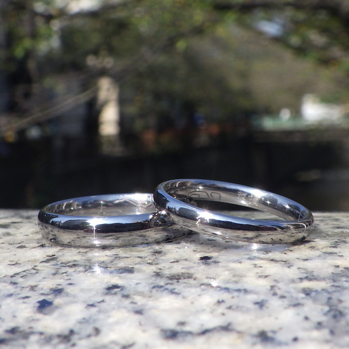 肌への負担を最小限に抑えた、タンタルの結婚指輪　Tantalum Rings