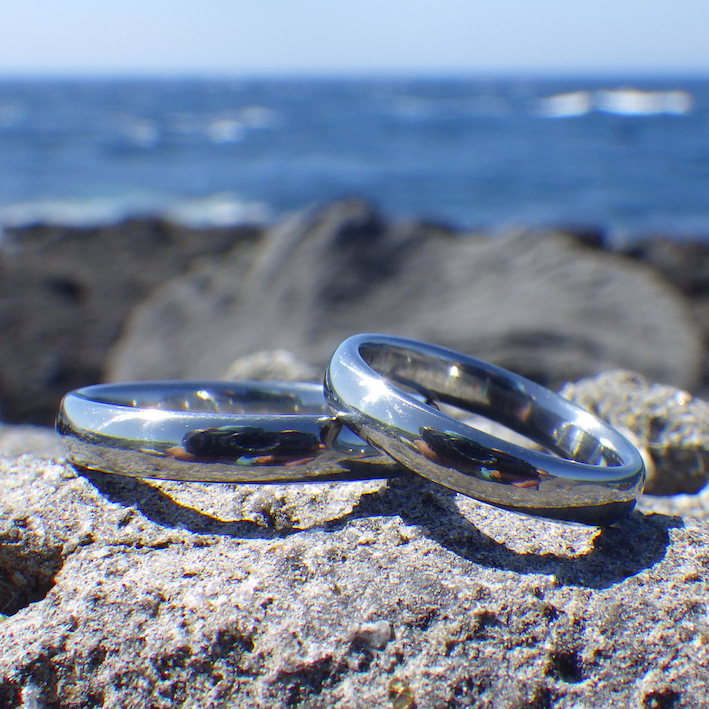 メールオーダーでも安心のオーダーメイド・ハフニウムの結婚指輪　Hafnium Rings