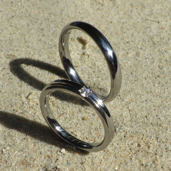 金属アレルギーでもダイヤモンドを身に着けられる喜びを・ハフニウムの結婚指輪　Hafnium Rings