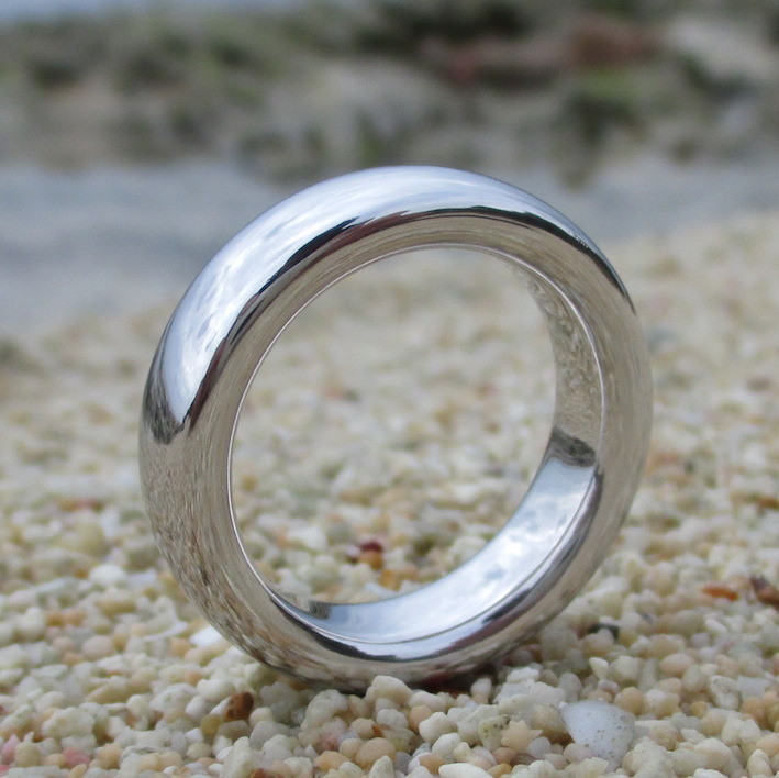 世界初のロジウム無垢の指輪　Pure Rhodium Ring