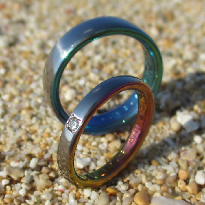 アトピーでも安心！カラフルなジルコニウムの結婚指輪　Zirconium Rings