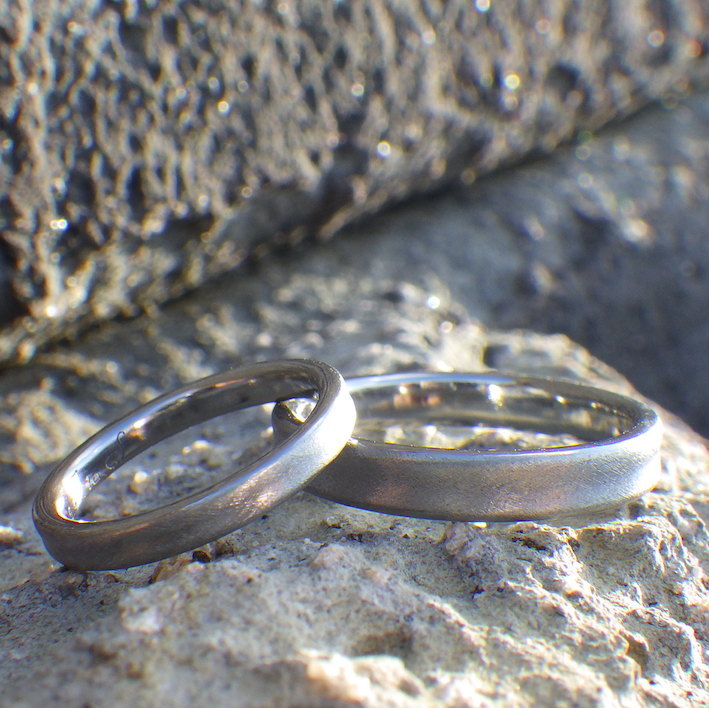 制作ストーリーも想い出になるハフニウムの結婚指輪　Hafnium Rings