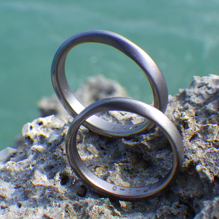 ヒトに最も優しい金属・タンタルの結婚指輪　Tantalum Rings