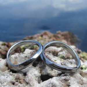 一緒に作り上げたデザイン・タンタルの結婚指輪　Tantalum Rings