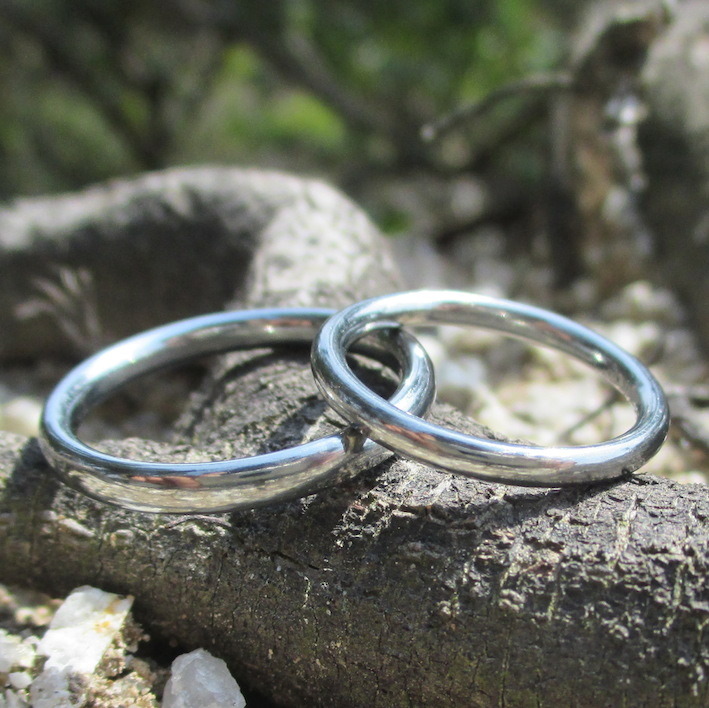 高機能で稀少な金属・ハフニウムの結婚指輪　Hafnium Rings