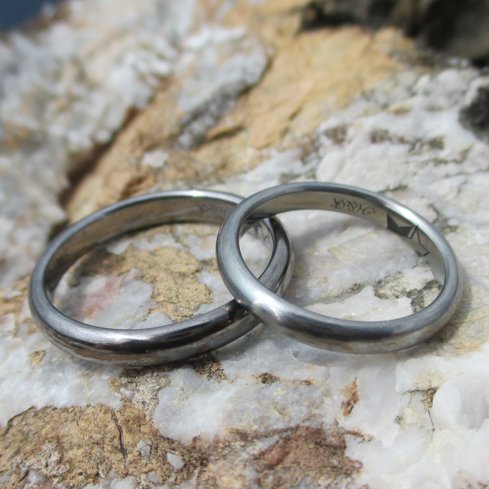 金属アレルギーにならないタンタルとハフニウムの結婚指輪　Tantalum & Hafnium Rings