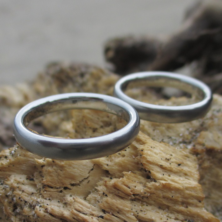 安全で丈夫な稀少金属・ハフニウムの結婚指輪　Hafnium Rings