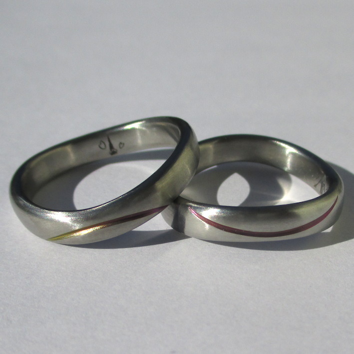 世界でたった１つ・ジルコニウムの結婚指輪　Zirconium Rings