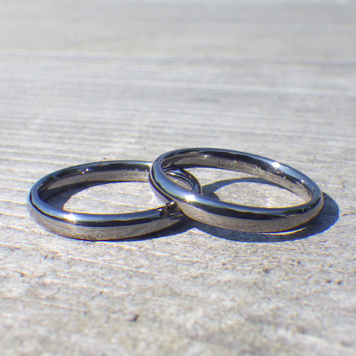 肌が弱い方でも安心して着けられるタンタルの結婚指輪　Tantalum Rings