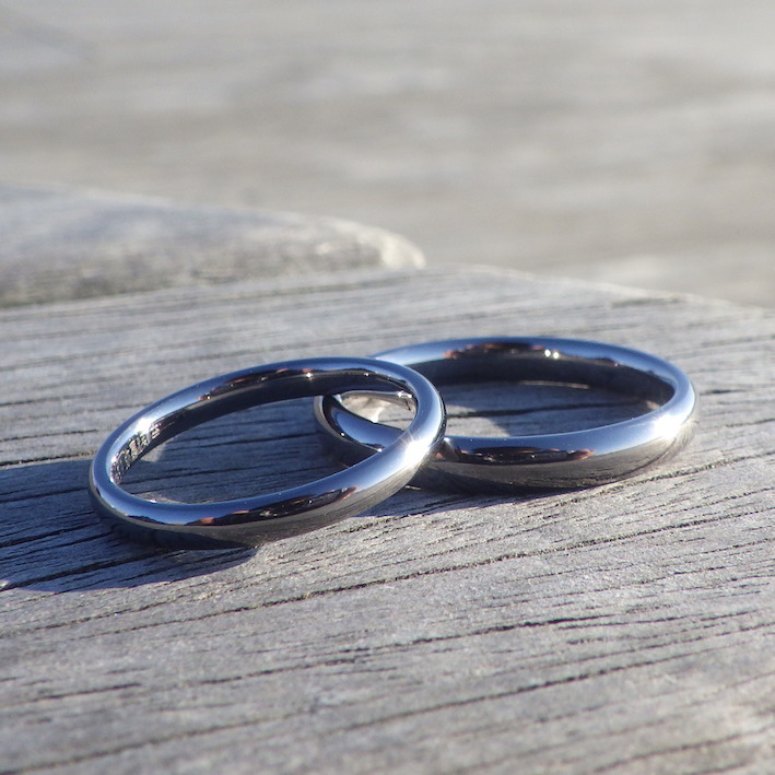 一番人気！着け心地の良いタンタルの結婚指輪　Tantalum Rings