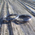 金属アレルギーでも２人で仲良く着けられる！タンタルの結婚指輪