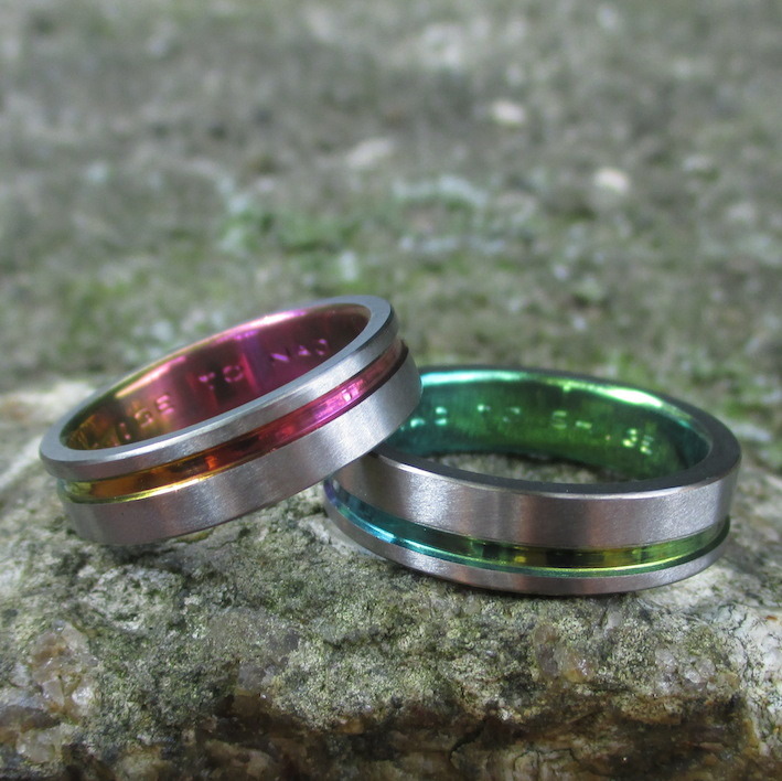 金属アレルギーにならないジルコニウムの結婚指輪　Zirconium Rings