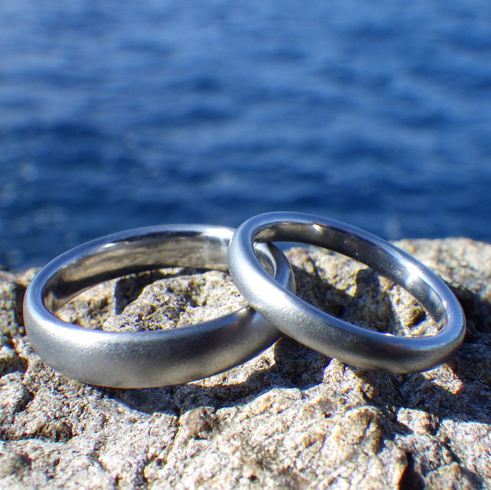 アトピーでも安心して身に着けられる！純ハフニウムの結婚指輪　Hafnium Rings