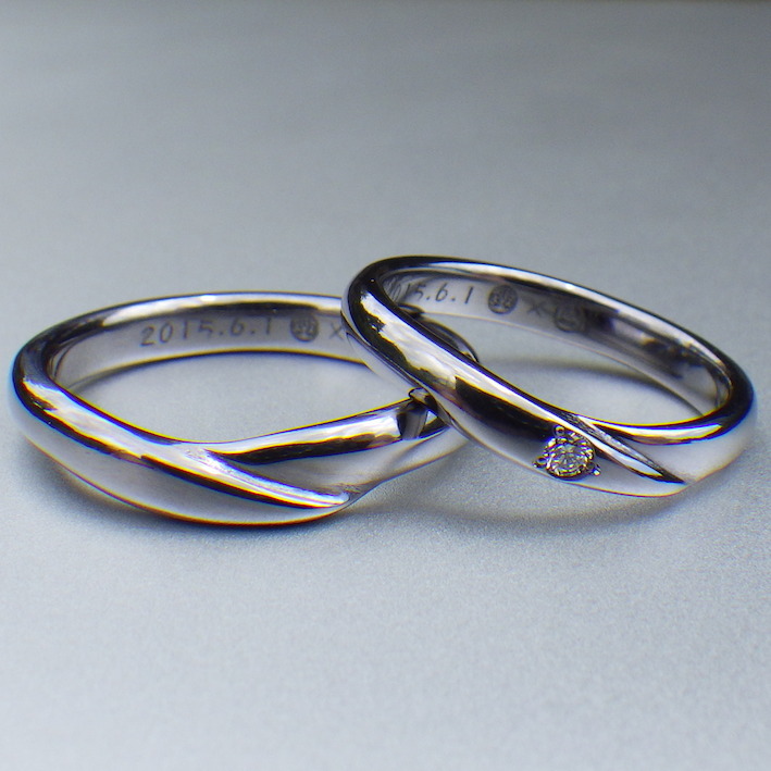 両家の家紋をリングに刻印・タンタルの結婚指輪　Tantalum Rings