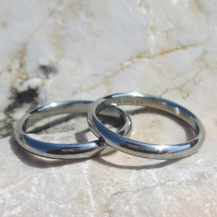 金属アレルギーにならないハフニウム・ふたりだけの結婚指輪　Hafnium Rings