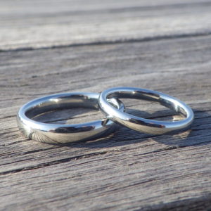 制作の進捗レポートを楽しみながら待つ結婚指輪オーダーメイド