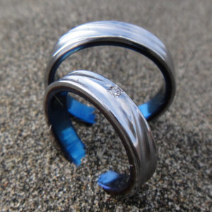 バナジウムのターゲット材から作った結婚指輪　Vanadium Rings