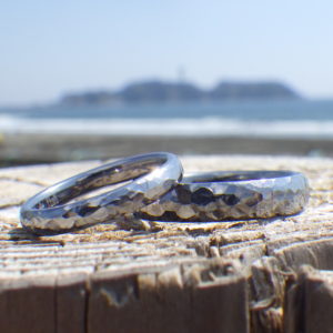 金属アレルギーが100％心配ない絶対的な安心感・タンタルの結婚指輪　Tantalum Rings