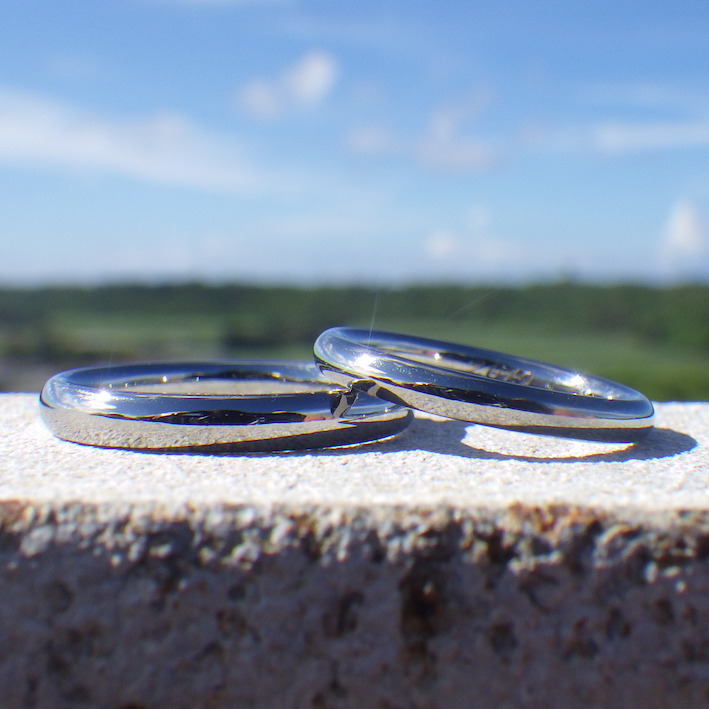 金属アレルギーの心配がない優秀な希少金属・ハフニウムの結婚指輪　Hafnium Rings