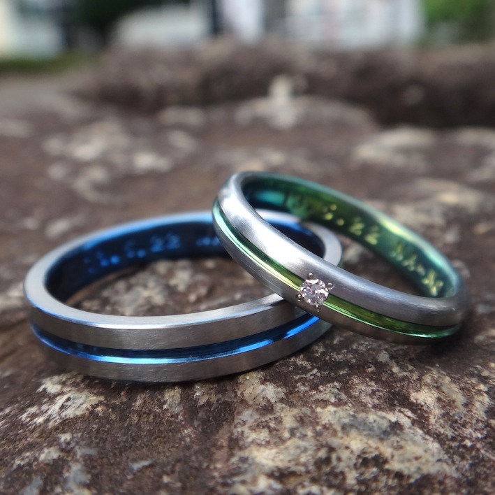 珍しい色のジルコニウムの結婚指輪　Zirconium Rings