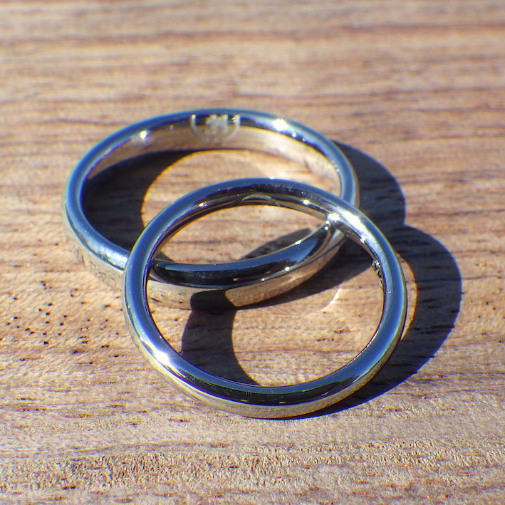 理想が形を結んでゆくオーダーメイド・ハフニウムの結婚指輪　Hafnium Rings