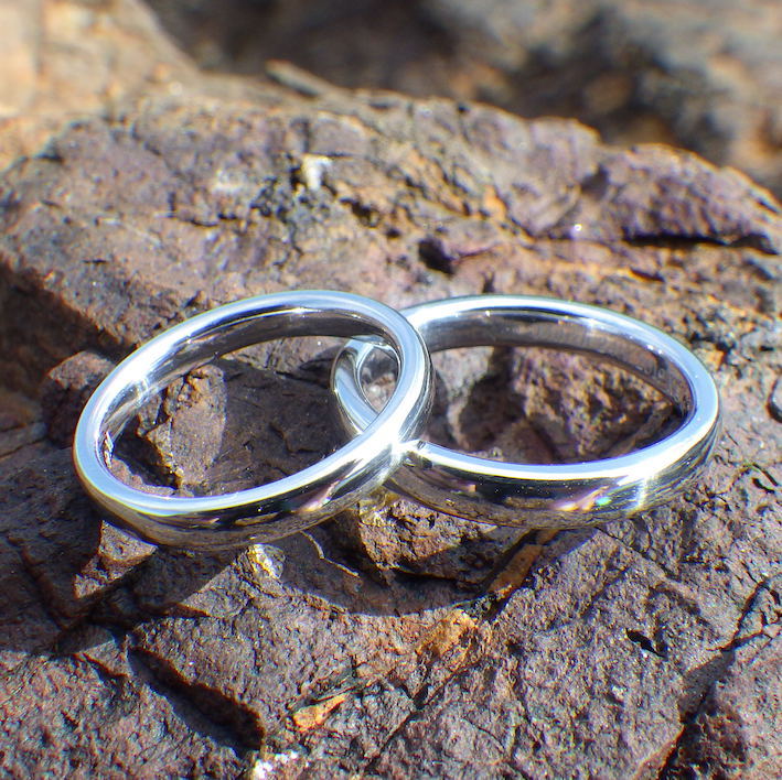 金属の王、全物質の王、イリジウムの結婚指輪　Iridium Rings