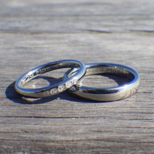 幸せなかたち！ダイヤモンドとハフニウムの結婚指輪　Hafnium Rings