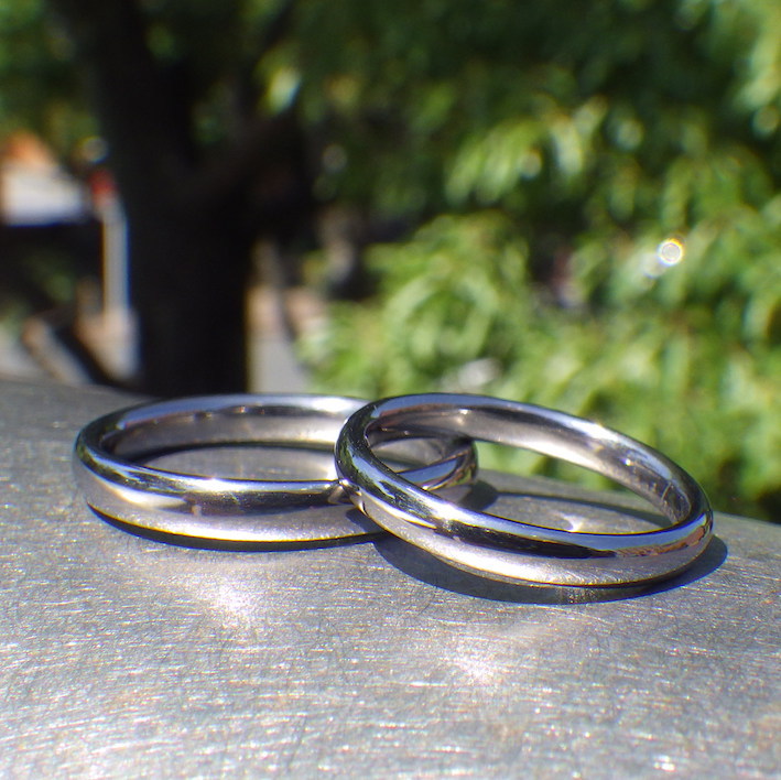 メールオーダーでも理想通り！タンタルの結婚指輪　Tantalum Rings
