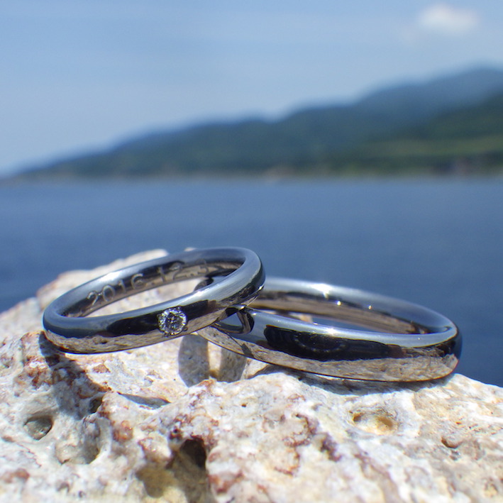 永遠の定番！ダイヤモンドが輝くタンタルの結婚指輪　Tantalum Rings