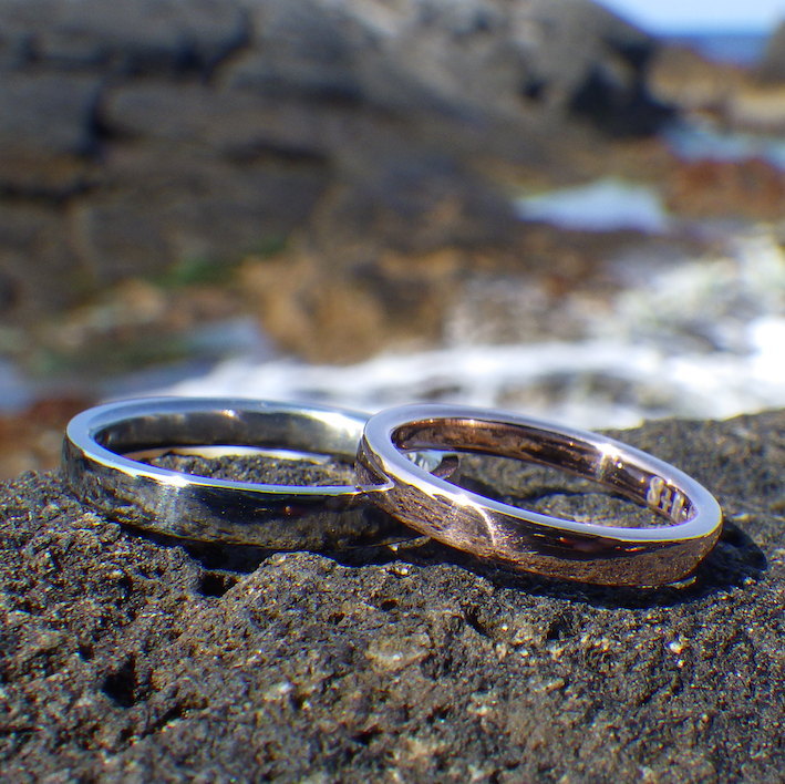 色合わせが美しい！ピンクゴールドとハフニウムの結婚指輪　Pink Gold & Hafnium Rings