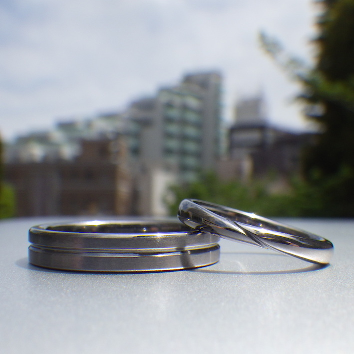 金属アレルギーの心配がない素材・タンタルの結婚指輪　Tantalum Rings