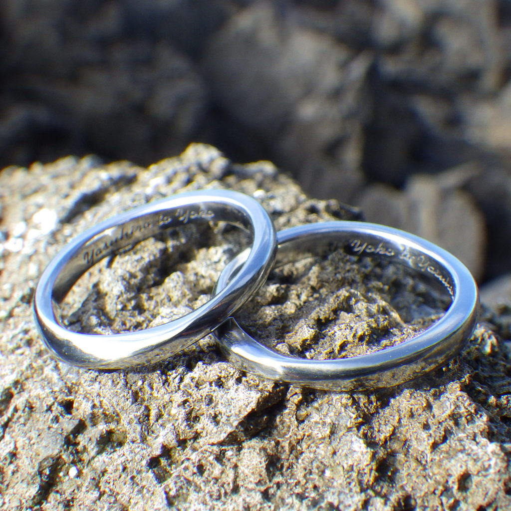 試作を繰り返して吟味したこだわりのかたち・ハフニウムの結婚指輪　Hafnium Rings