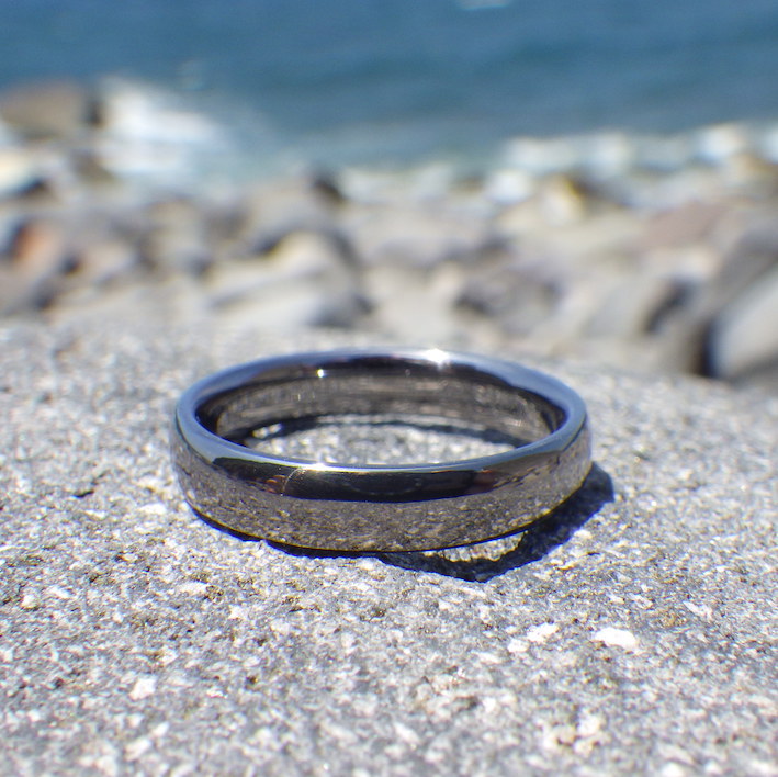 素材から選べる究極の指輪作り・タンタルの結婚指輪　Tantalum Ring