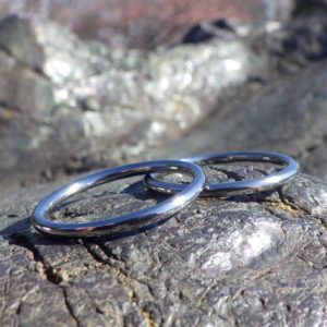 突き詰めたシンプリシティ・タンタルのセミオーダーリング　Tantalum Rings