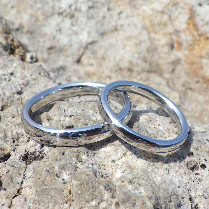 1000年後にも残る愛のかたち・イリジウムの結婚指輪　Iridium Rings