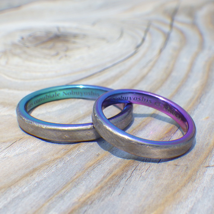 陽極酸化皮膜の鮮やかな発色を活かした結婚指輪　Tantalum & Zirconium Rings