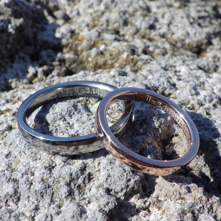 色合わせが美しい！ピンクゴールドとハフニウムの結婚指輪　Pink Gold & Hafnium Rings