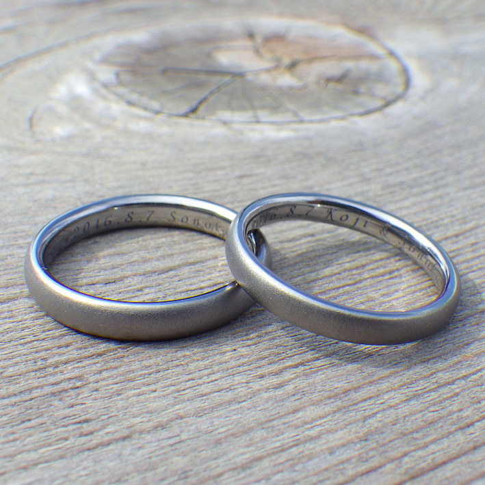 他のどんな素材とも似ていない雰囲気・タンタルの結婚指輪　Tantalum Rings