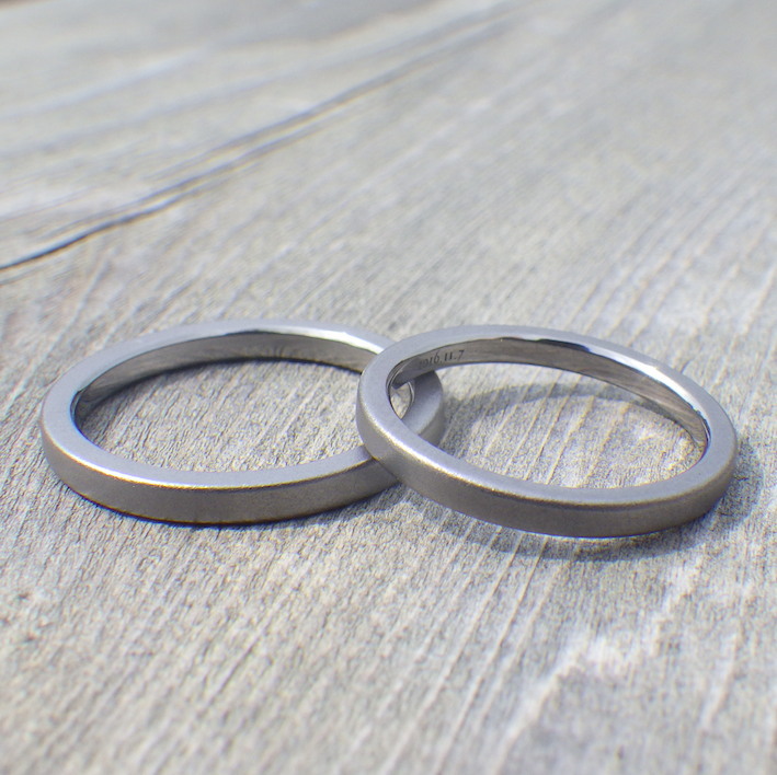 センスのいいシャープなデザイン・タンタルの結婚指輪　Tantalum Rings