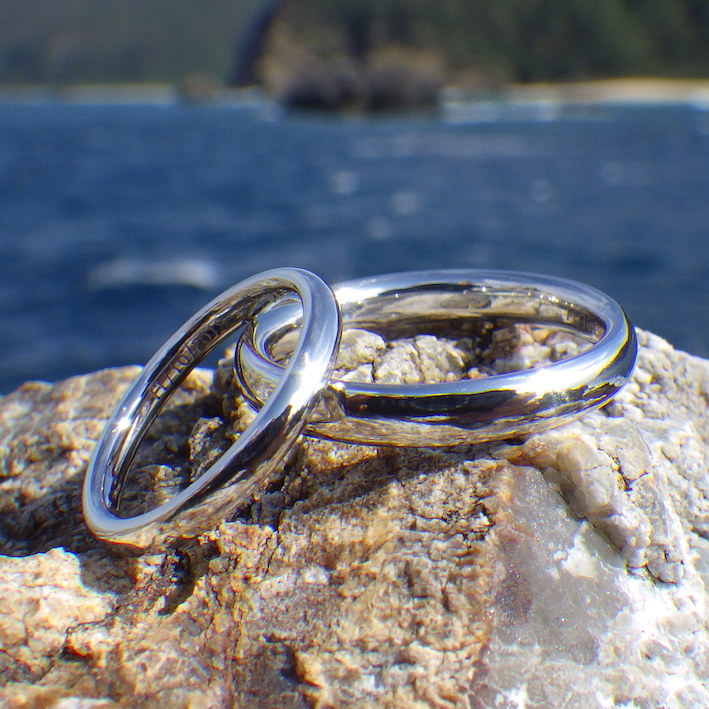 宇宙でたった一組！究極のイリジウムの結婚指輪　Iridium Rings