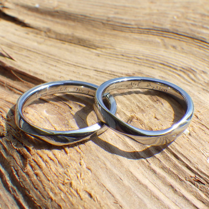 丈夫でメンテナンスフリー・ハフニウムの結婚指輪　Hafnium Rings